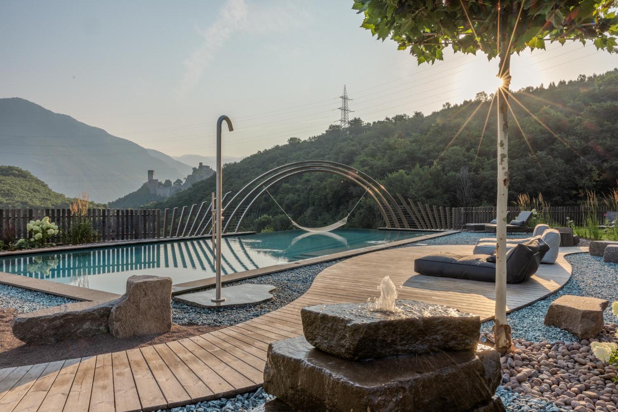 Hotel Sigmundskron Appiano Sulla Strada Del Vino Exterior foto
